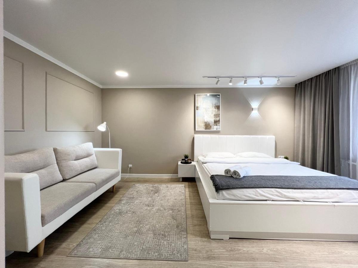 Luxury Apartments Pavlodar Exterior foto