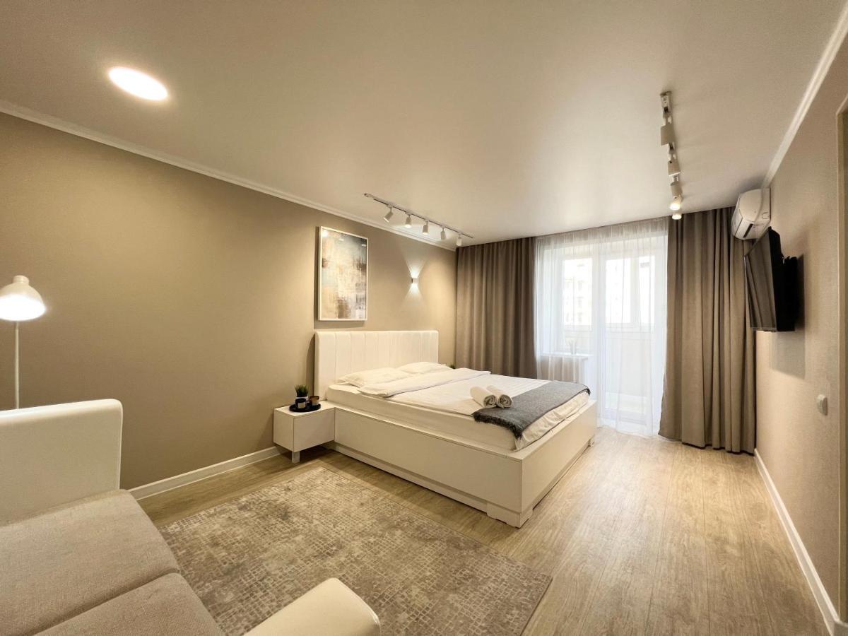 Luxury Apartments Pavlodar Exterior foto